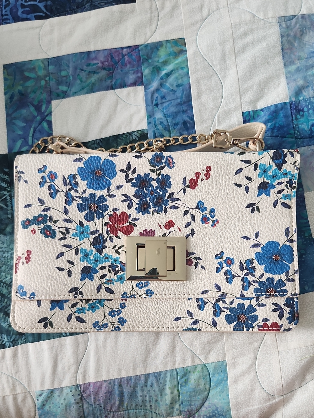 Like new! Steve Madden Floral Print Crossbody Bag